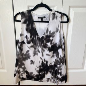 Sleeveless Banana Republic Blouse, size medium